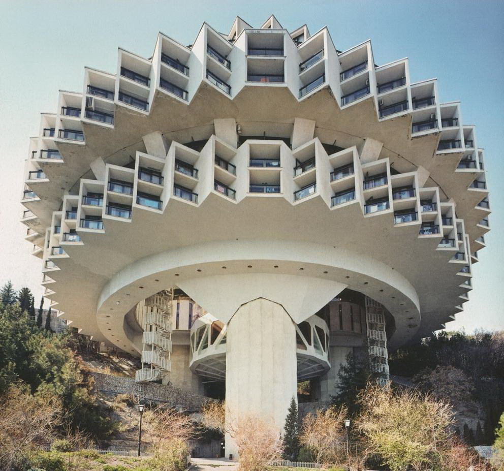 041